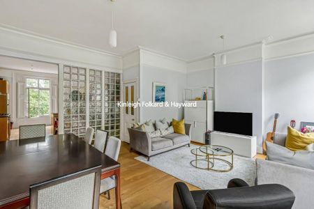 3 bedroom flat to rent - Photo 5