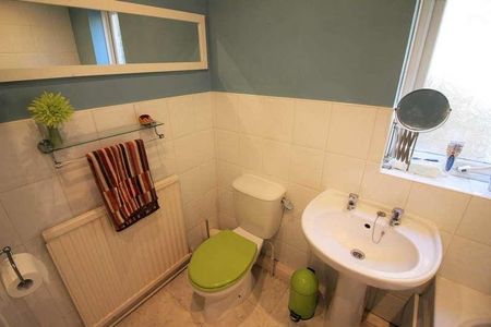 Handel Street, Golcar, HD7 - Photo 2