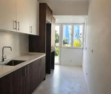 Apartment T2 in Almada, Cova da Piedade, Pragal e Cacilhas, Almada - Foto 3