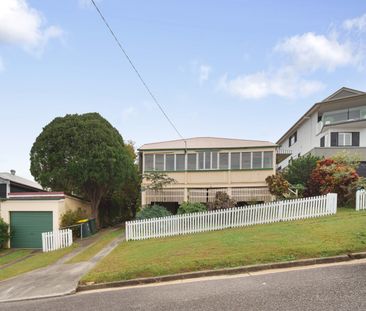 16 Atkinson Street, Hamilton QLD 4007 - House For Rent | Domain - Photo 1