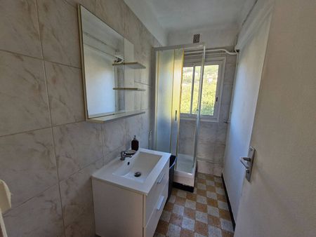 Location appartement 2 pièces 35 m² à Toulon (83100) - Photo 5