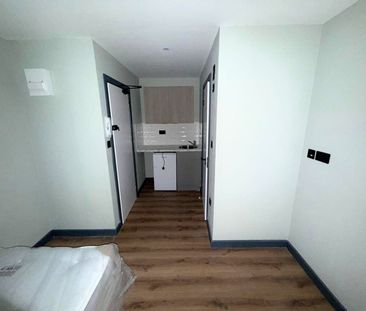 Studio Flat, Stirling Road, HA3 - Photo 3