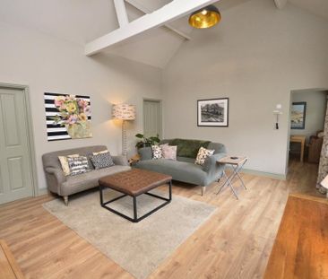 2 bedroom semi-detached bungalow to rent - Photo 1