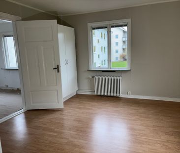 Döbelnsgatan 10 - Photo 1