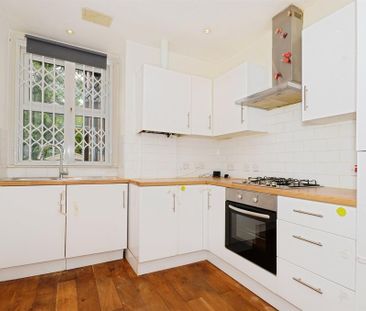 2 bedroom maisonette to rent - Photo 5