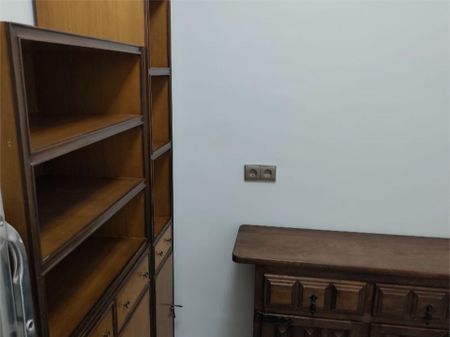 Piso de alquiler en Carrer de Sant Vicent, 50, Casco Histórico - Photo 4