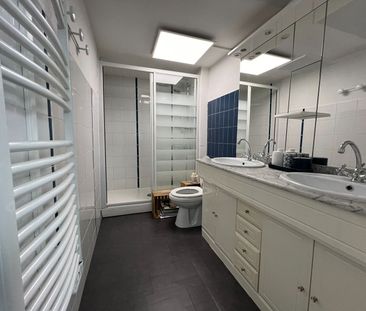 Location Appartement 2 pièces 59m² - Photo 6