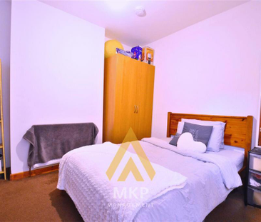4 bedroom terraced house to rent - Photo 4