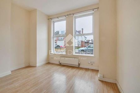 Wellesley Road, Clacton On Sea, CO15 - Photo 4