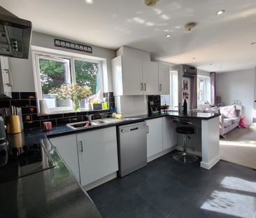 Frating Court - Photo 4