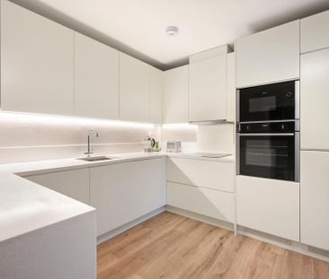 3 bedroom flat to rent - Photo 5