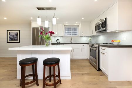 For Lease - 55 Flora Drive, Hamilton, Ontario - Photo 2