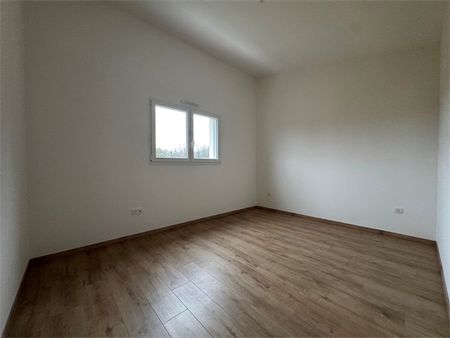 Location Maison 131.99 M² RANSPACH-LE-BAS 1 950 € - Photo 3