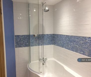 2 bedroom semi-detached house to rent - Photo 3