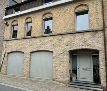Gezellige gezinswoning met dubbele garage in hartje Diksmuide - Foto 2