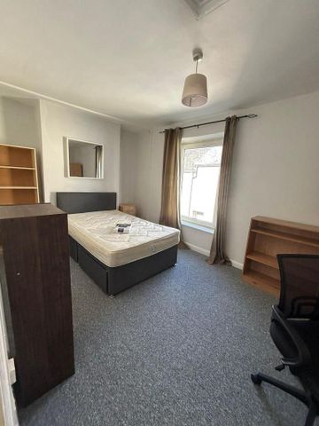 3 bedroom house to rent - Photo 3