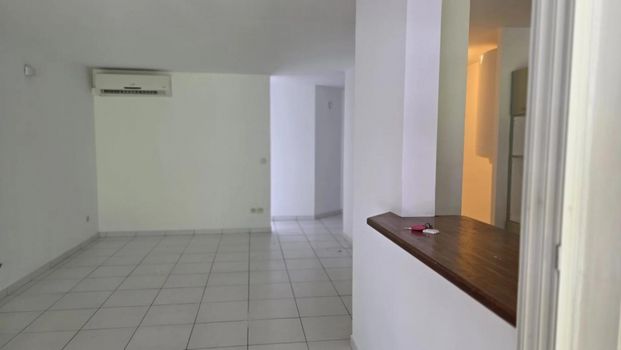 Location Appartement 4 pièces Fort de france - Photo 1