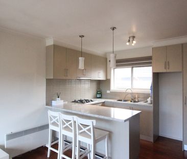 3/30 Kelsby Street, Reservoir VIC 3073 - Photo 5