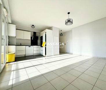 Location Appartement 2 pièces 43m² - Photo 3