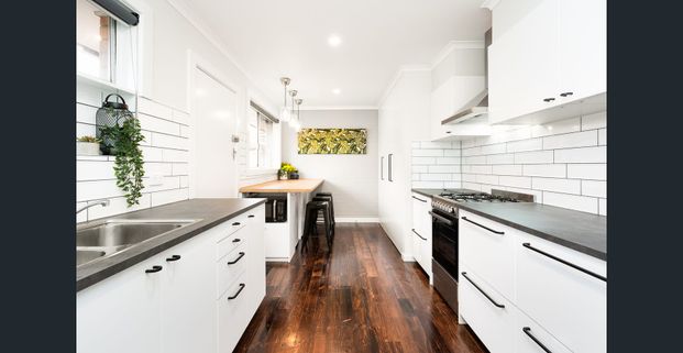 Want a touch of luxury? With all Utilities and Unlimited WiFi Included? Just step in and enjoy the lifestyle! - Photo 1