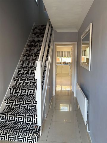 2 Woodview Park Castleknock , Castleknock, Dublin 15 - Photo 3