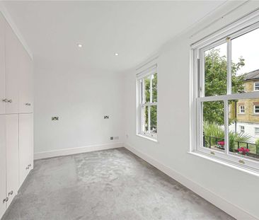 Modern 4 bedroom townhouse in a secure gated development, close to ... - Photo 2