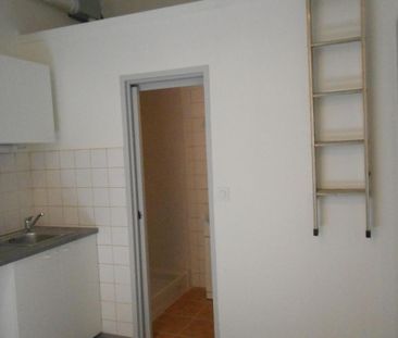 Location Appartement 1 pièce 23m² MONTPELLIER 34000 - Photo 4