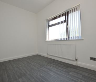 3 Bedroom End of Terrace - Photo 5