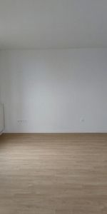 location Appartement T1 DE 31.12m² À NANTERRE - Photo 4