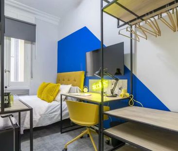 Calle de Santa Cruz de Marcenado, Madrid, Community of Madrid 28015 - Photo 3