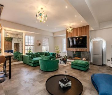 3 bedroom apartment to rent - Photo 2