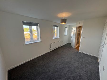 Violet Street, Lakenheath - Photo 3