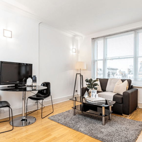 Studio to rent - Photo 1