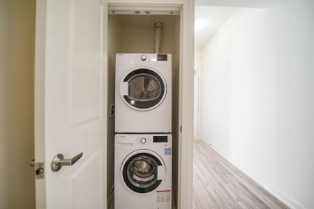 For Lease - 370 Red Maple Road Unit# 10, Richmond Hill, Ontario - Photo 4