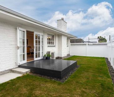 Lovely renovated 2-bedroom home in Beckenham! - Photo 5