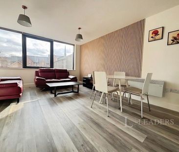 2 bedroom flat to rent - Photo 1