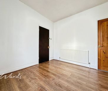 2 bedroom ground maisonette to rent - Photo 1