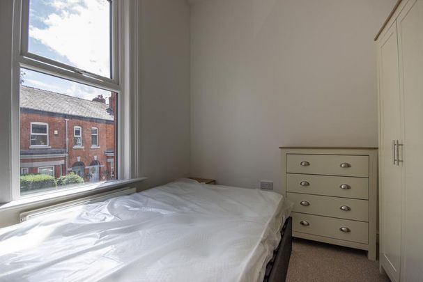 1 bedroom in a house share to rent - Photo 1