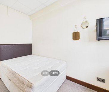 1 bedroom property to rent - Photo 3