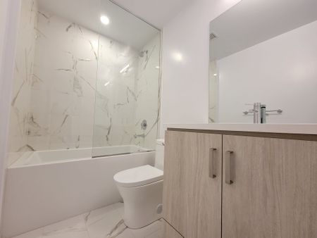 For Lease - 60 Honeycrisp Crescent Unit# 1512, Vaughan, Ontario - Photo 5