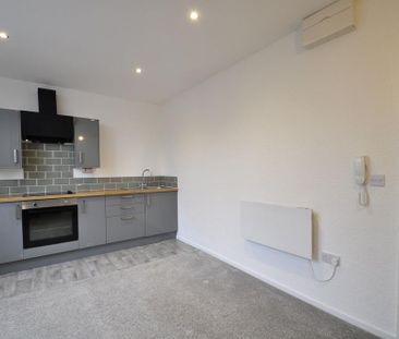 1 bedroom flat to rent - Photo 6