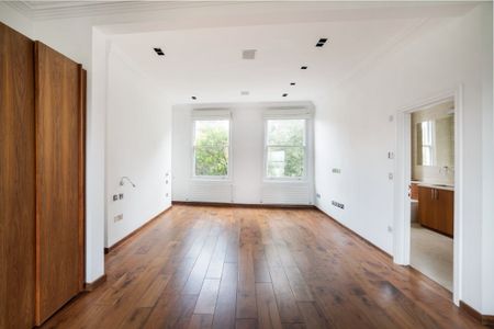 4 bedroom end of terrace house to rent - Photo 3