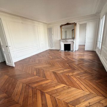 Appartement • La Plaine des Sablons - Photo 1