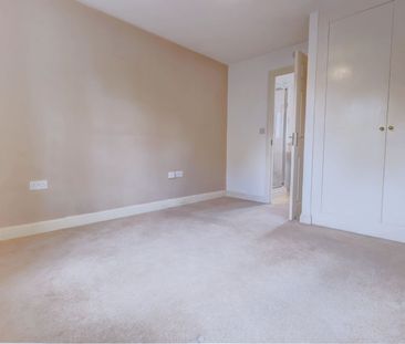 3 Bedroom Semi Detached House To Rent - Photo 2
