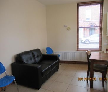 3, 81 Fitzroy Avenue, Belfast, BT7 1HT - Photo 1