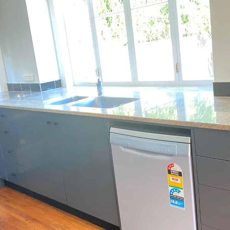 3 bedroom house with sleepout in Mt Eden - Photo 1