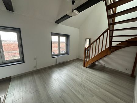 Location Appartement 1 pièce 27m² - Photo 2