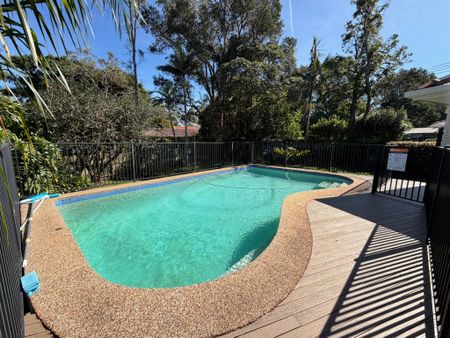 554 Warringah Road - Photo 2
