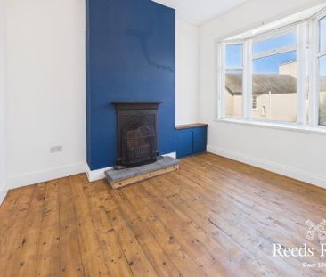 100 Seacliff Road, Bangor, BT20 5EZ - Photo 3