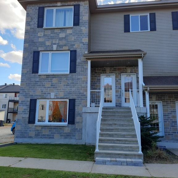 Grand 4½ à Louer | Saint-Lin-Laurentides - Photo 1